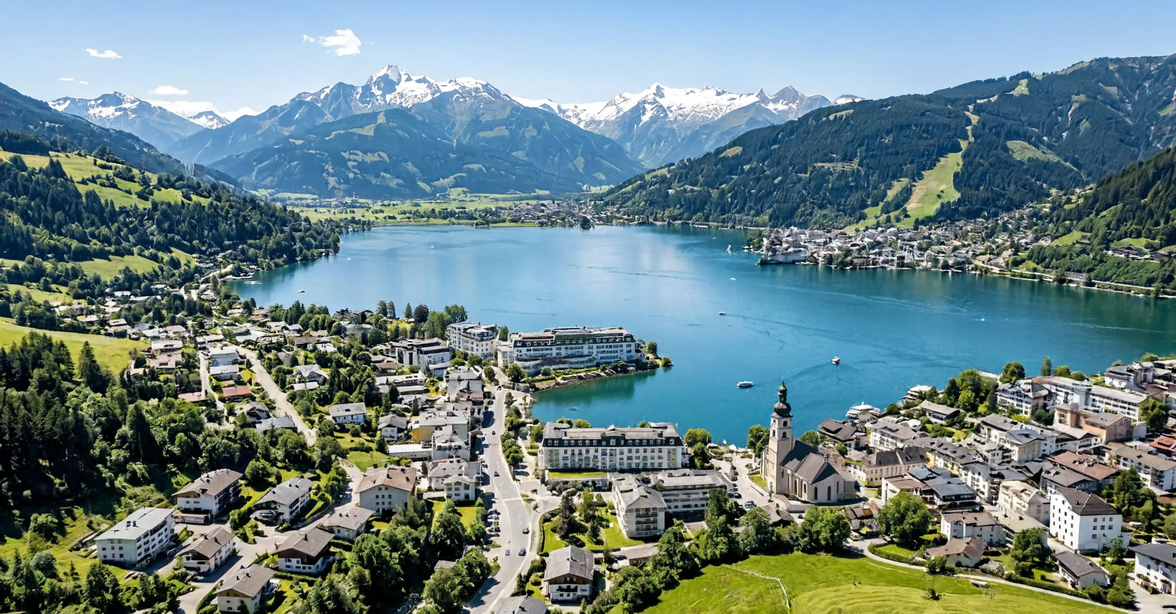 Private transfer from Salzburg to Zell am See with Lake Zell and Alpine mountains